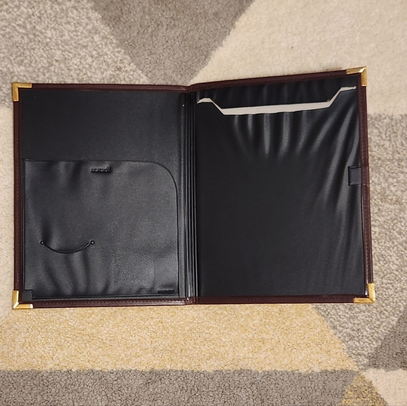 Leather SMU Padfolio - Picture 5 of 12